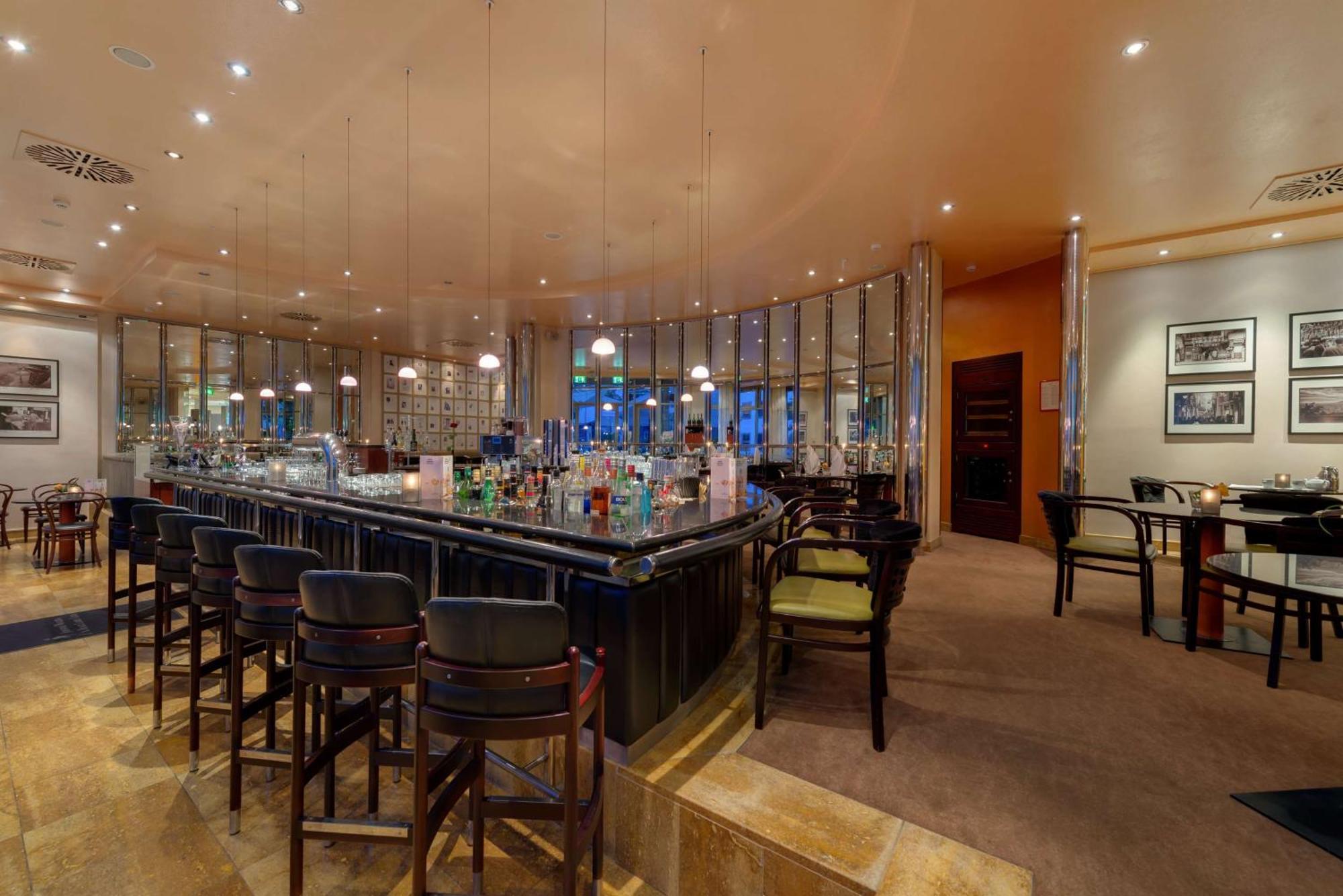 First Inn Hotel Zwickau Exterior photo